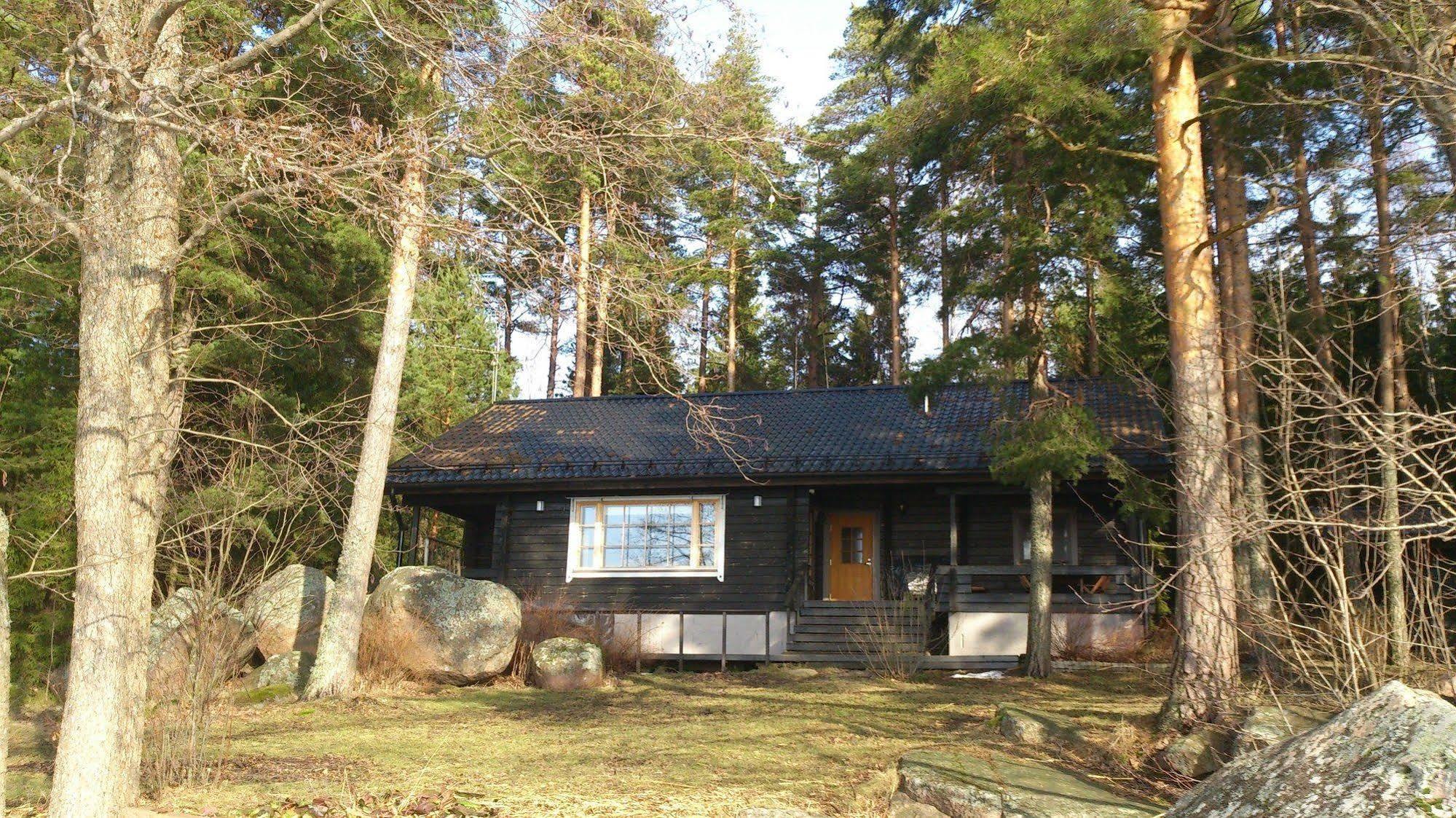 Villa Skitunaes Pyhtaa Exterior photo